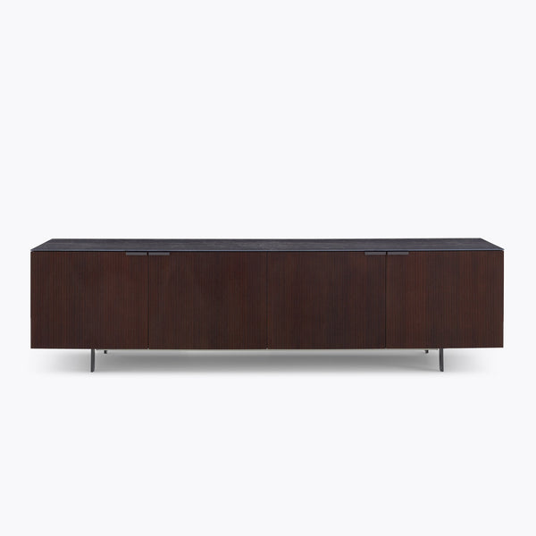 Komoda Selvans 4-drzwiowa — Ligne Roset, drewno ciemne, widok z przodu