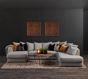 Boston — sofa w aranżacji salonu, konfiguracja narożna z dodatkami dekoracyjnymi
