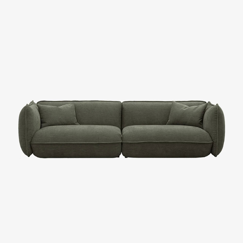 Sofa Clover — Vilmers, tapicerka w tkaninie khaki, widok z przodu