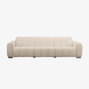 Sofa Mirage — Vilmers, tapicerka w jasnej tkaninie, przeszycia pionowe, widok z przodu