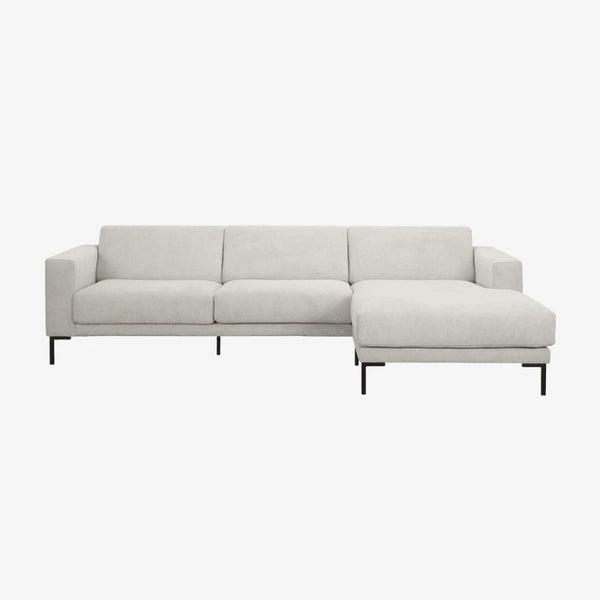 Sofa Rolf — Vilmers, konfiguracja narożna z szezlongiem, tapicerka jasna tkanina, widok z przodu