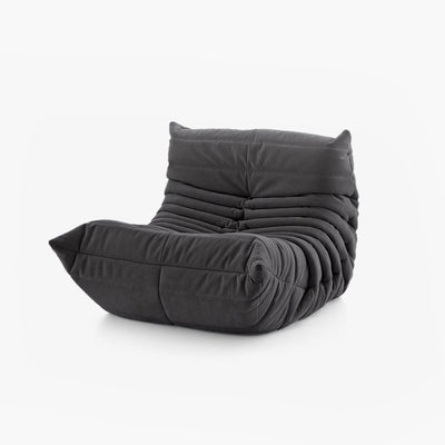 Fotel Togo — Ligne Roset, tapicerka w tkaninie antracyt, widok z przodu